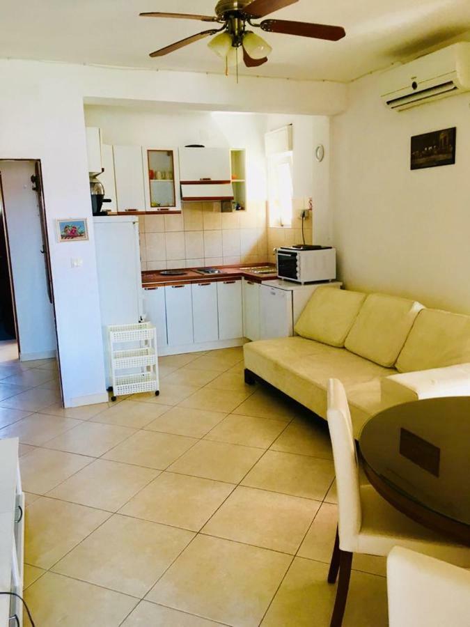 Apartmani Nina شيبينيك المظهر الخارجي الصورة