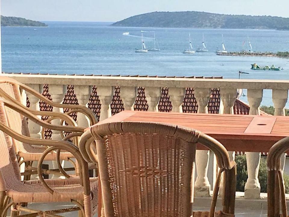 Apartmani Nina شيبينيك المظهر الخارجي الصورة